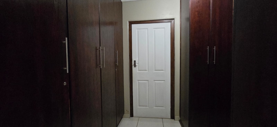 3 Bedroom Property for Sale in Wilkoppies North West
